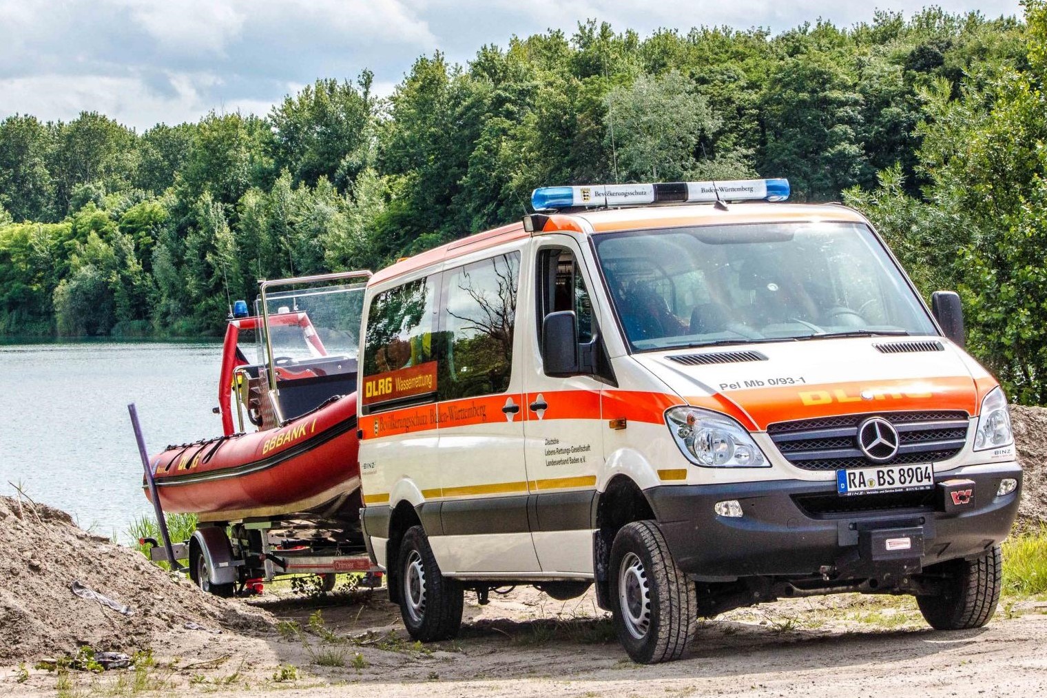 Wasser-Rettungsdienst | DLRG Ortsgruppe Rastatt E.V.